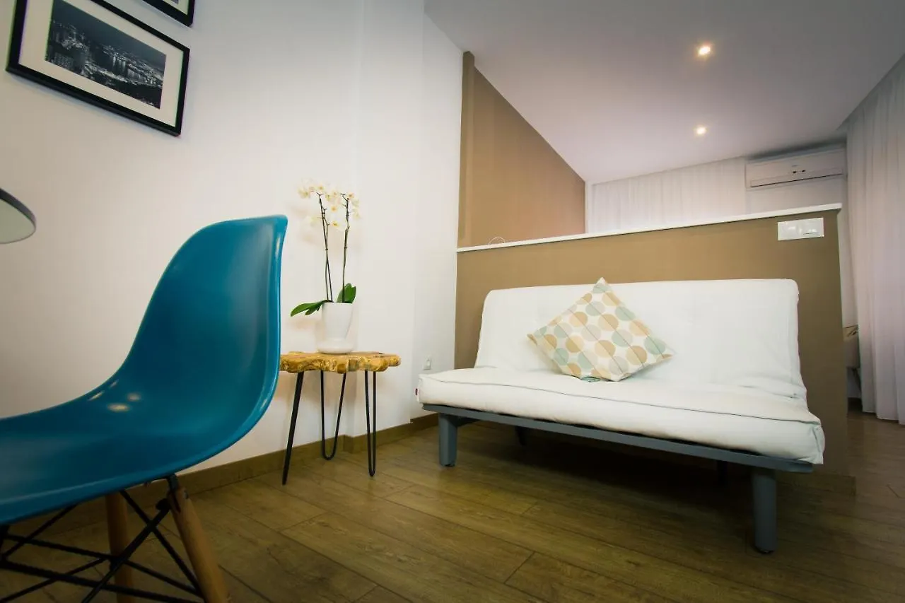 Holidays2Malaga Malagueta Studio Апартаменты Малага